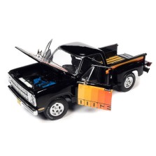 Auto World 1:18 - 1980 Dodge D150 Pick-M-Up Utiline