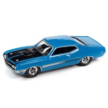 Johnny Lightning Muscle Cars USA 2022 Release 3A - 1971 Ford Torino Cobra