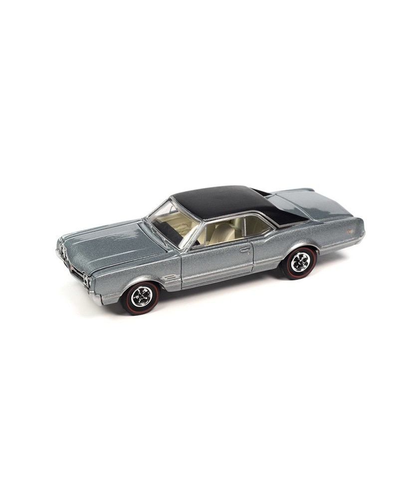 Auto World Premium 2023 Release 2B - 1966 Oldsmobile 442