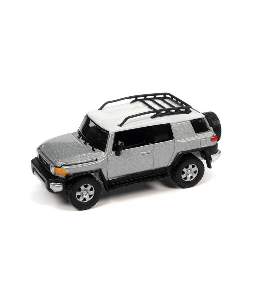 Johnny Lightning Classic Gold 2022 Release 3A - 2007 Toyota FJ Cruiser