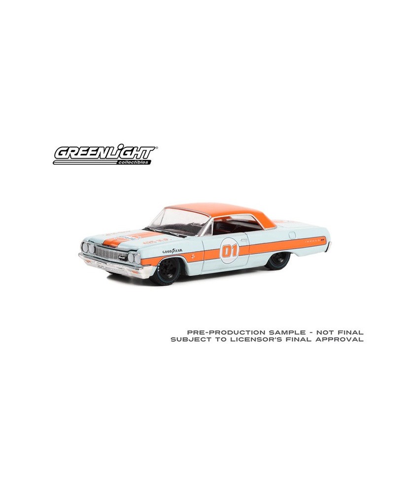 Greenlight Running On Empty Series 15 - 1964 Chevrolet Impala SS Gulf Oil