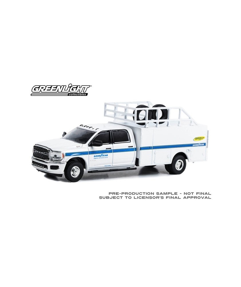 Greenlight Dually Drivers Series 12 - 2021 RAM 3500 Tire Service Truck Goodyear