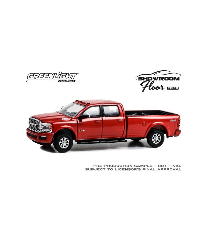 Greenlight Showroom Floor Series 3 - 2022 RAM 2500 Laramie 4x4 Truck