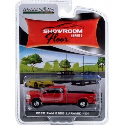 Greenlight Showroom Floor Series 3 - 2022 RAM 2500 Laramie 4x4 Truck