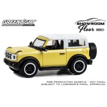Greenlight Showroom Floor Series 3 - 2023 Ford Bronco 2-Door Heritage Edition