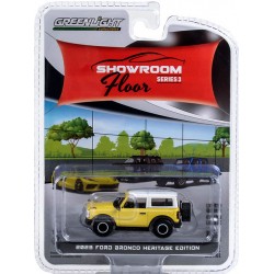Greenlight Showroom Floor Series 3 - 2023 Ford Bronco 2-Door Heritage Edition