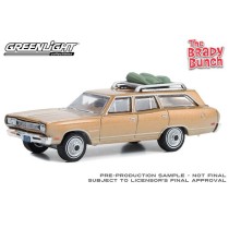 Greenlight Hollywood Series 39 - 1969 Plymouth Satellite Station Wagon The Brady Bunch
