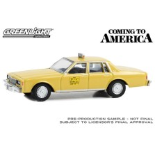 Greenlight Hollywood Series 39 - 1981 Chevrolet Impala Taxi Coming To America