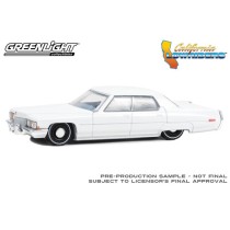 Greenlight California Lowriders Series 3 - 1972 Cadillac Coupe DeVille