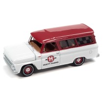 Auto World Big Country Collectibles 2023 Release 1 - 1965 Chevrolet Suburban Huett Farms