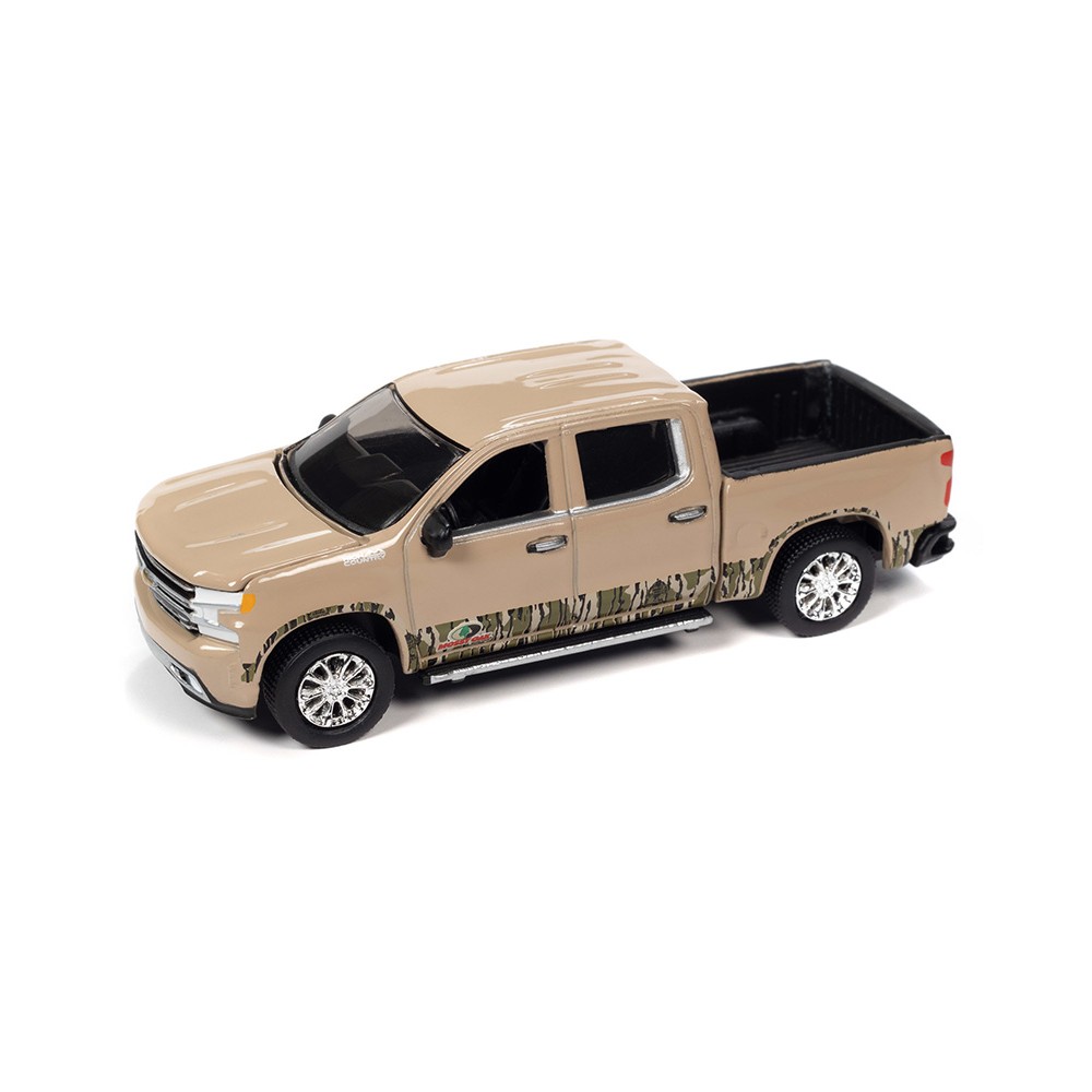 Auto World Big Country Collectibles 2023 Release 1 - 2019 Chevrolet Silverado High Country Mossy Oak