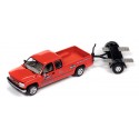 Johnny Lightning Truck and Trailer 2023 Release 2B - 2002 Chevrolet Silverado with Tow Dolly