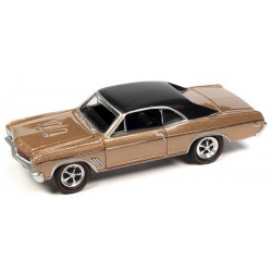 Johnny Lightning Muscle Cars USA 2023 Release 1A - 1967 Buick GS 400