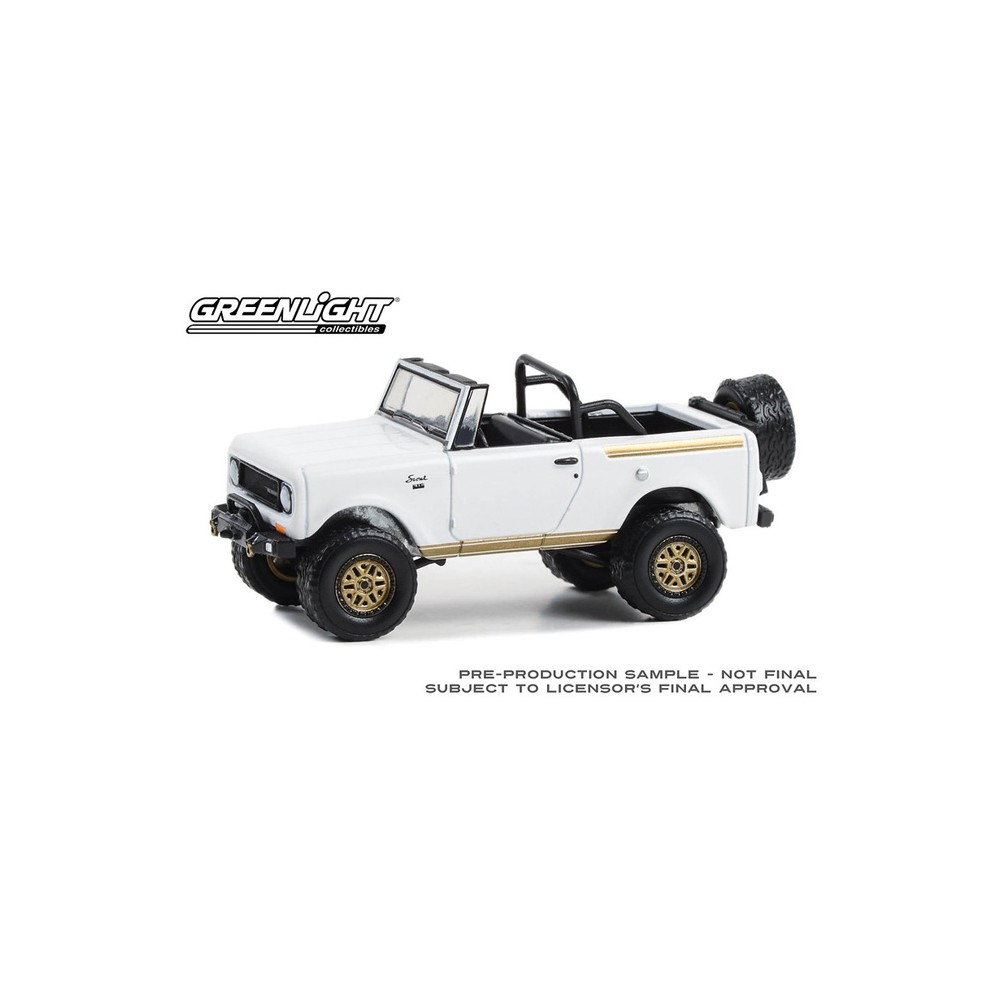 Greenlight All-Terrain Series 15 - 1970 Harvester Scout Lifted with Off-Road Parts