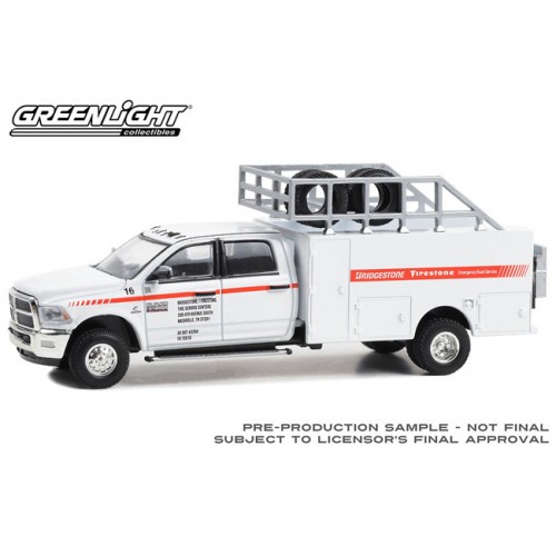 Greenlight Dually Drivers Series 13 - 2018 RAM 3500 Dually Tire Service Truck
