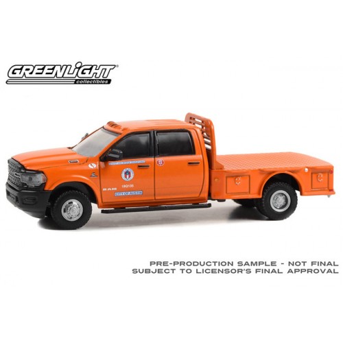 Greenlight Dually Drivers Series 13 - 2023 RAM Dually Flatbed