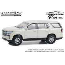 Greenlight Showroom Series 4 - 2023 Chevrolet Tahoe Premier