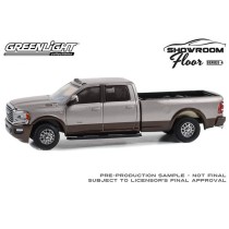 Greenlight Showroom Floor Series 4 - 2023 RAM 3500 Limited Longhorn