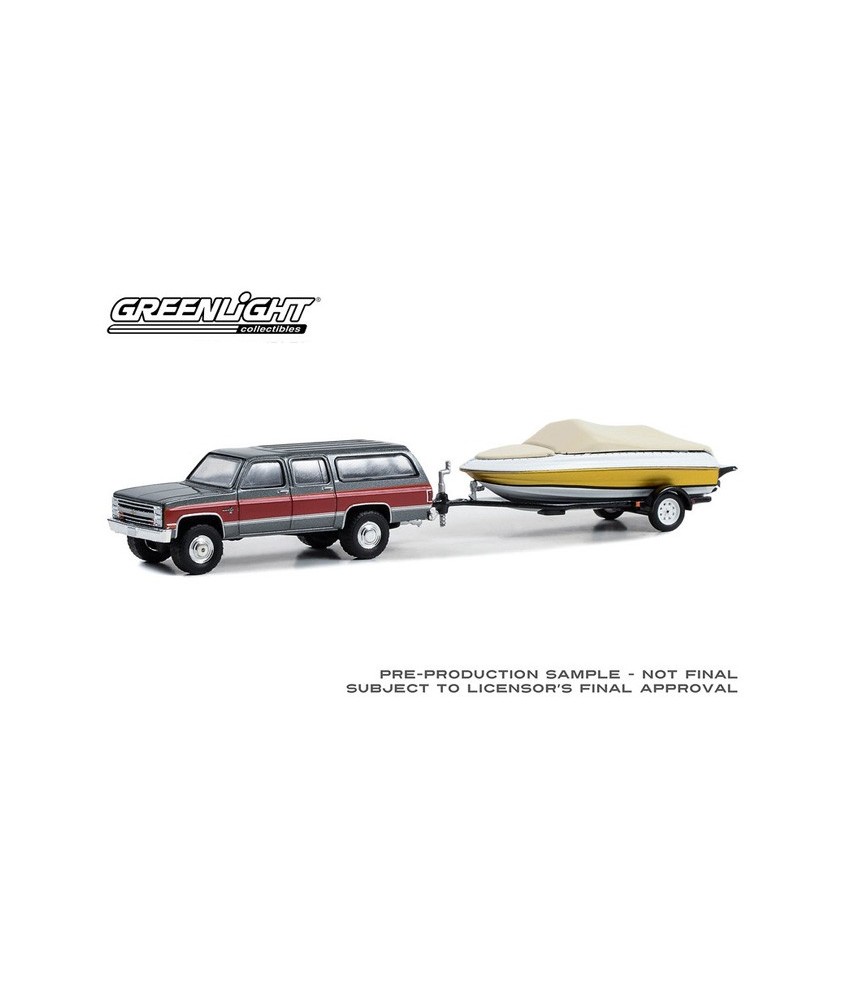 Greenlight Hitch and Tow Series 29 - 1987 Chevrolet Suburban K20 with Boat and Trailer