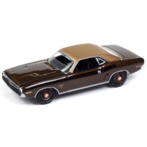 Auto World Premium Series Mecum Auctions Hobby Exclusive - 1971 Dodge Challenger R/T