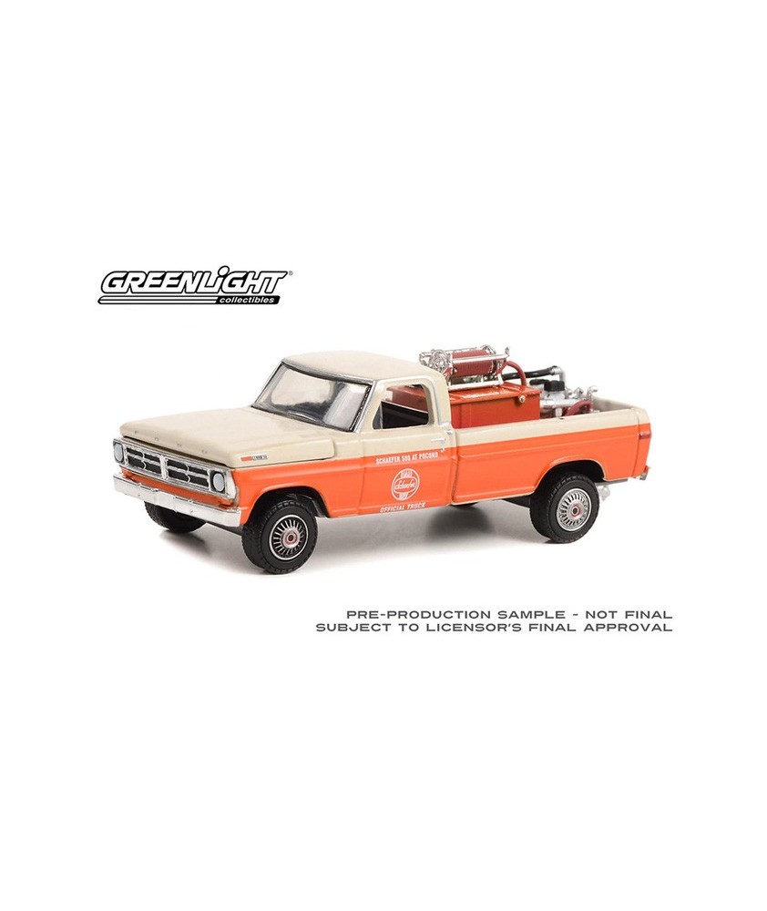 Greenlight Hobby Exclusive - 1971 Ford F-250 Fire Safety Truck Schaefer 500