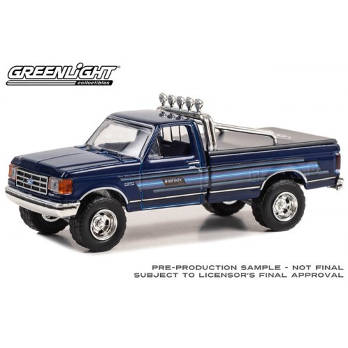 Greenlight Hobby Exclusive - 1987 Ford F-250 XLT Lariat Bigfoot Cruiser 1