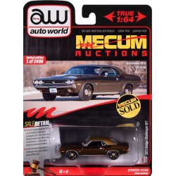 Auto World Premium Series Mecum Auctions Hobby Exclusive - 1971 Dodge Challenger R/T