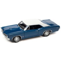 Johnny Lightning Classic Gold 2023 Release 1A - 1966 Pontiac GTO