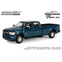 Greenlight Showroom Floor Series 5 - 2023 RAM 2500 Bighorn Sport