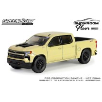 Greenlight Showroom Floor Series 5 - 2023 Chevrolet Silverado LT Trail Boss Z-71