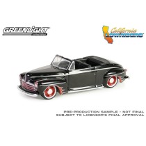Greenlight California Lowriders Series 5 - 1947 Ford Deluxe Convertible