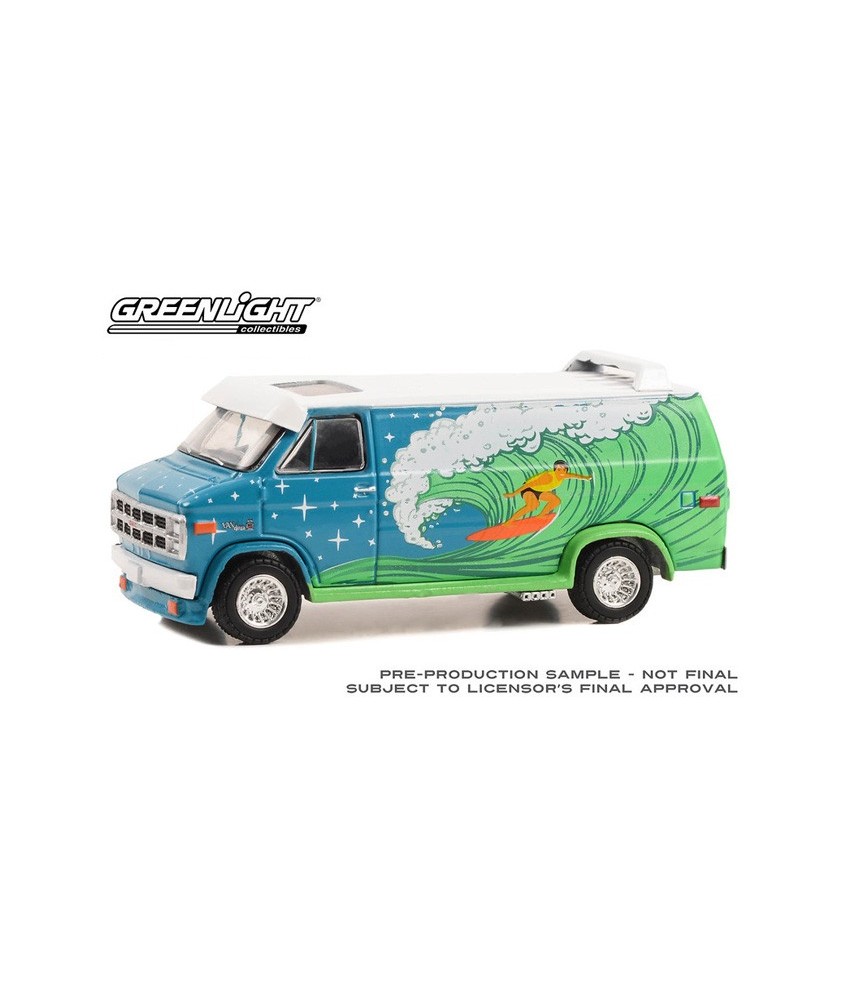 Greenlight Hobby Exclusive - 1978 GMC Vandura Custom Van with Surf Decoration