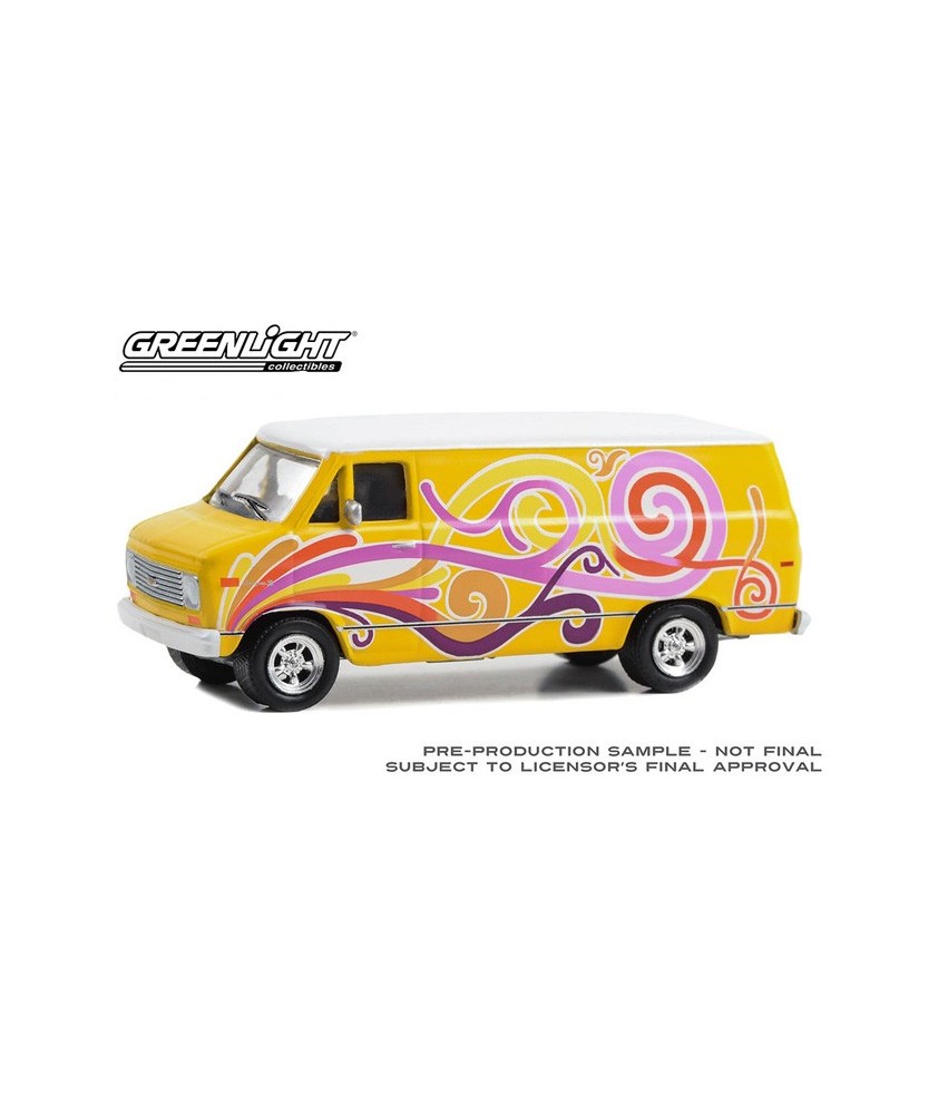 Greenlight Hobby Exclusive - 1976 Chevrolet G20 Custom Van