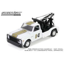 Greenlight Dually Drivers Series 14 - 1972 Chevrolet C-30 Dually Wrecker Hurst