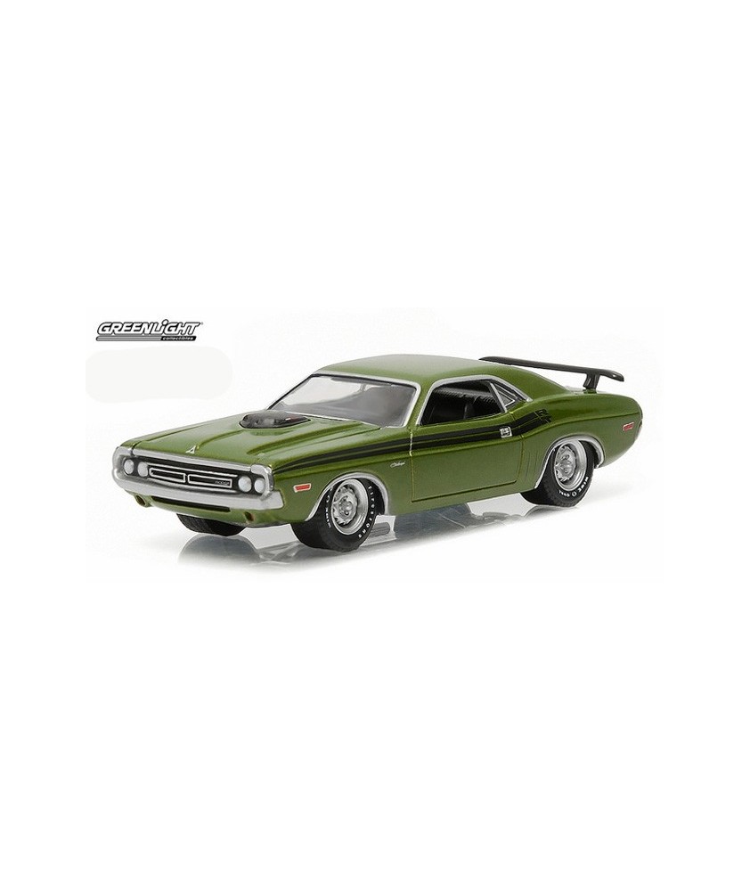 Greenlight GL Muscle Series 16 - 1971 Dodge Challenger HEMI R/T