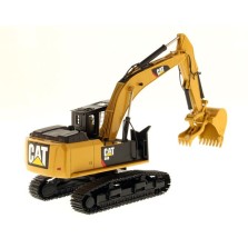 Diecast Masters Caterpillar 568 GF Road Builder Excavator