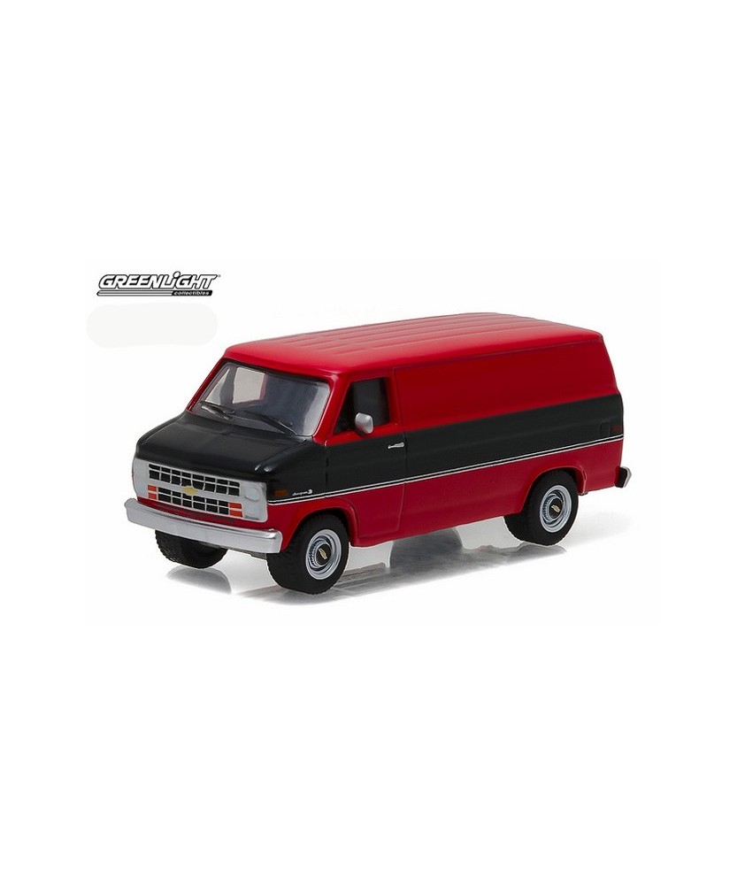 Greenlight Country Roads Series 15 - 1986 Chevy G20 Van