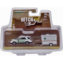 Greenlight Hitch & Tow Series 7 - 2015 Ford Explorer and Cargo Trailer