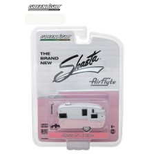 Greenlight Hobby Exclusive - Shasta 15' Airflyte Camper Trailer Pink