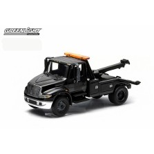 Greenlight Hobby Exclusive - International DuraStar Tow Truck