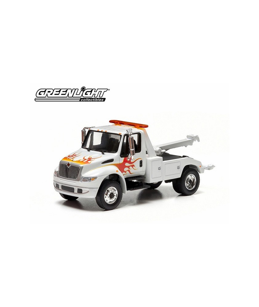 Greenlight Hobby Exclusive - 2013 International DuraStar Tow Truck