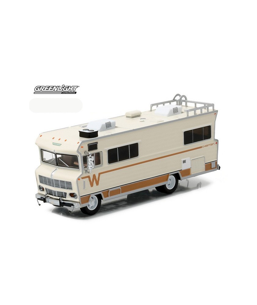 Greenlight Heavy Duty Series 8 - 1973 Winnebago Chieftain RV Route 66