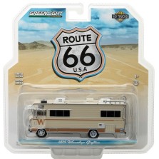 Greenlight Heavy Duty Series 8 - 1973 Winnebago Chieftain RV Route 66