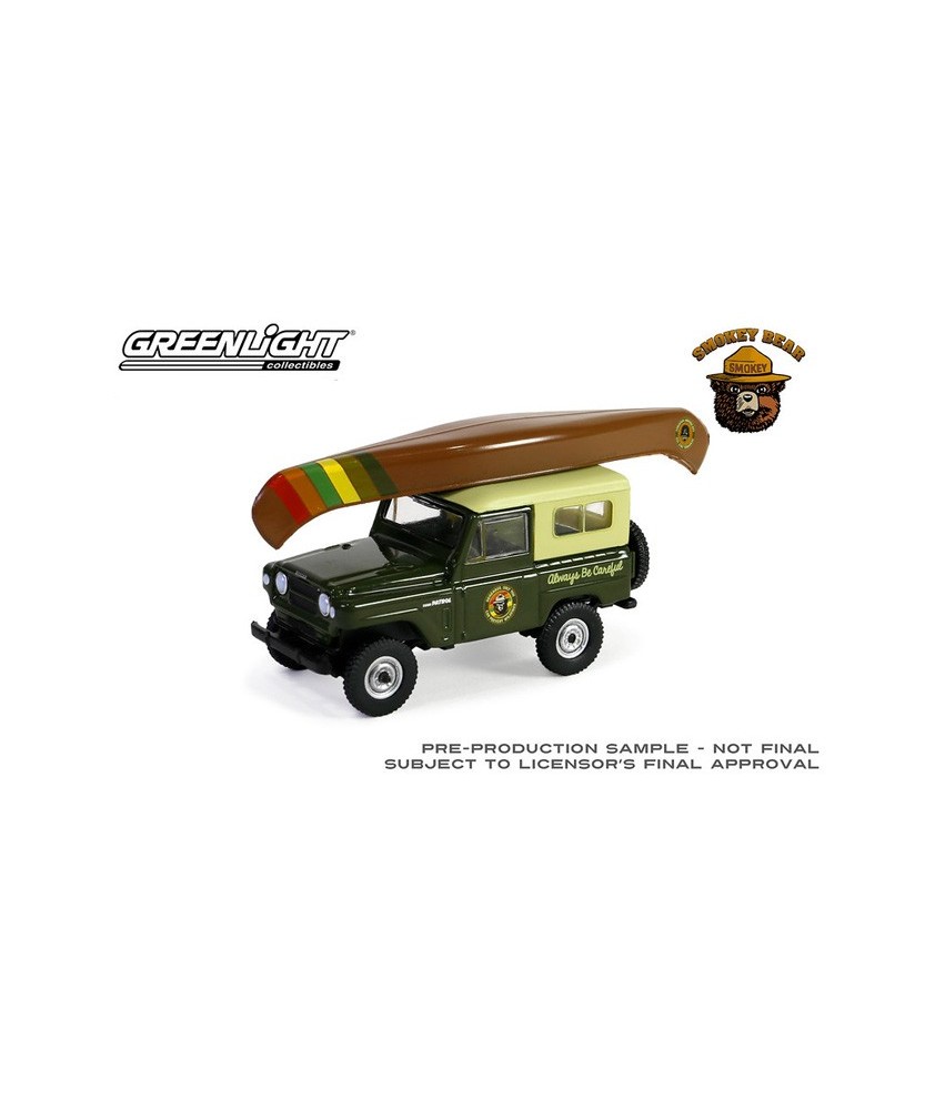 Greenlight Smokey Bear Series 3 - 1980 Nissan Patrol with Canoe