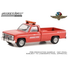 Greenlight Hobby Exclusive - 1984 GMC Sierra Indianapolis 500 Emergency Vehicle