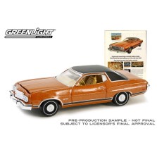 Greenlight Vintage Ad Cars Series 10 - 1973 Ford Gran Torino