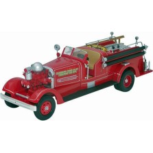 Corgi Heroes Under Fire - Ahrens Fox HT Piston Pumper