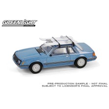 Greenlight Hobby Exclusive - 1981 Ford Mustang Ghia Coupe with Ski Roof Rack