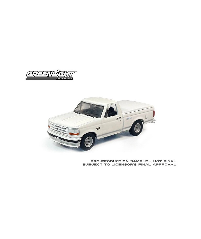 Greenlight Hobby Exclusive - 1994 Ford F-150 SVT Lightning with Tonneau Bed Cover