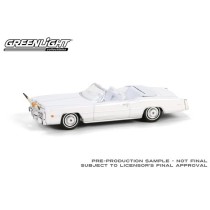 Greenlight Hobby Exclusive - 1976 Cadillac Eldorado Convertible with Bull Horns Hood Ornament